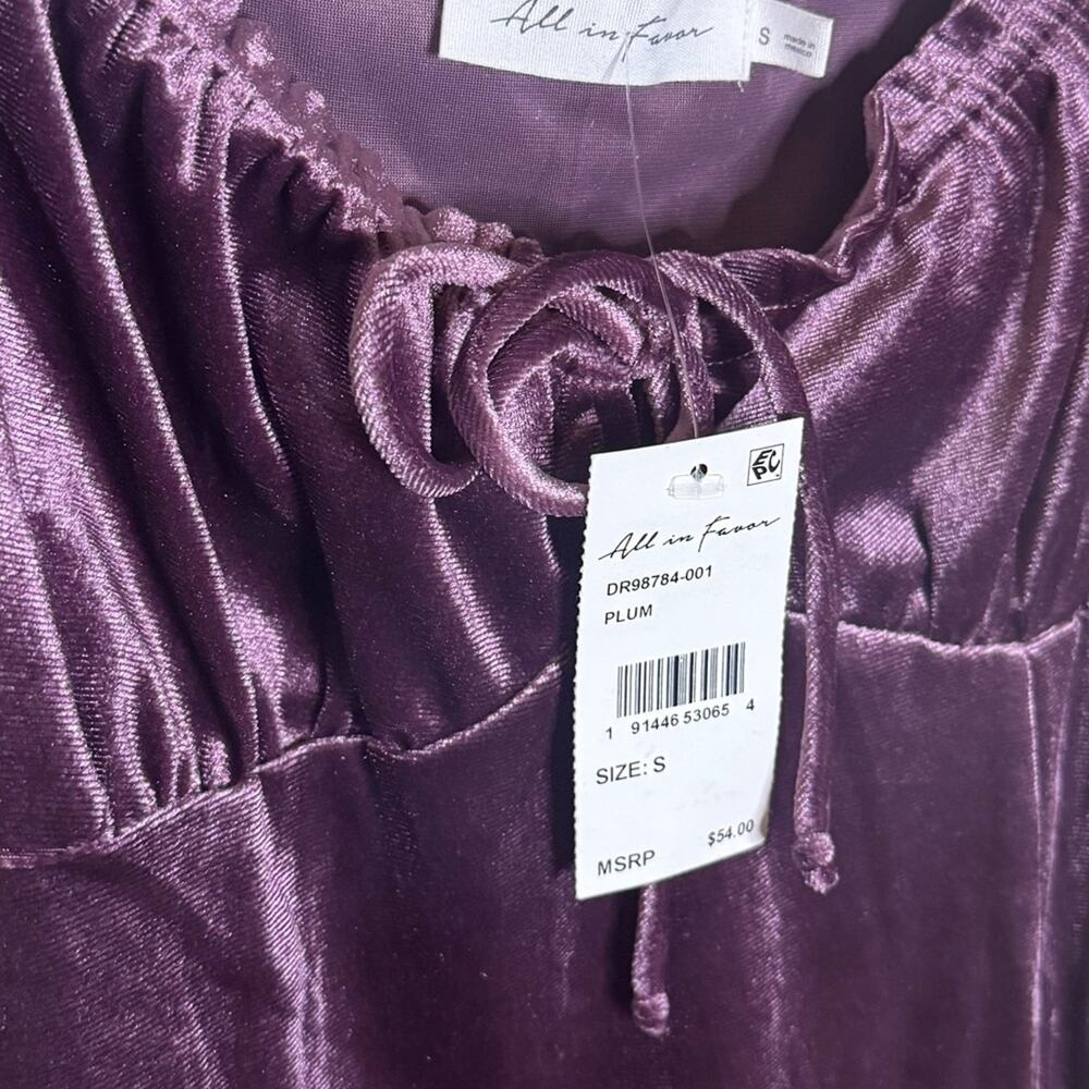 All in Favor Puff Sleeve Crushed Velvet Size S - Picture 6 of 6